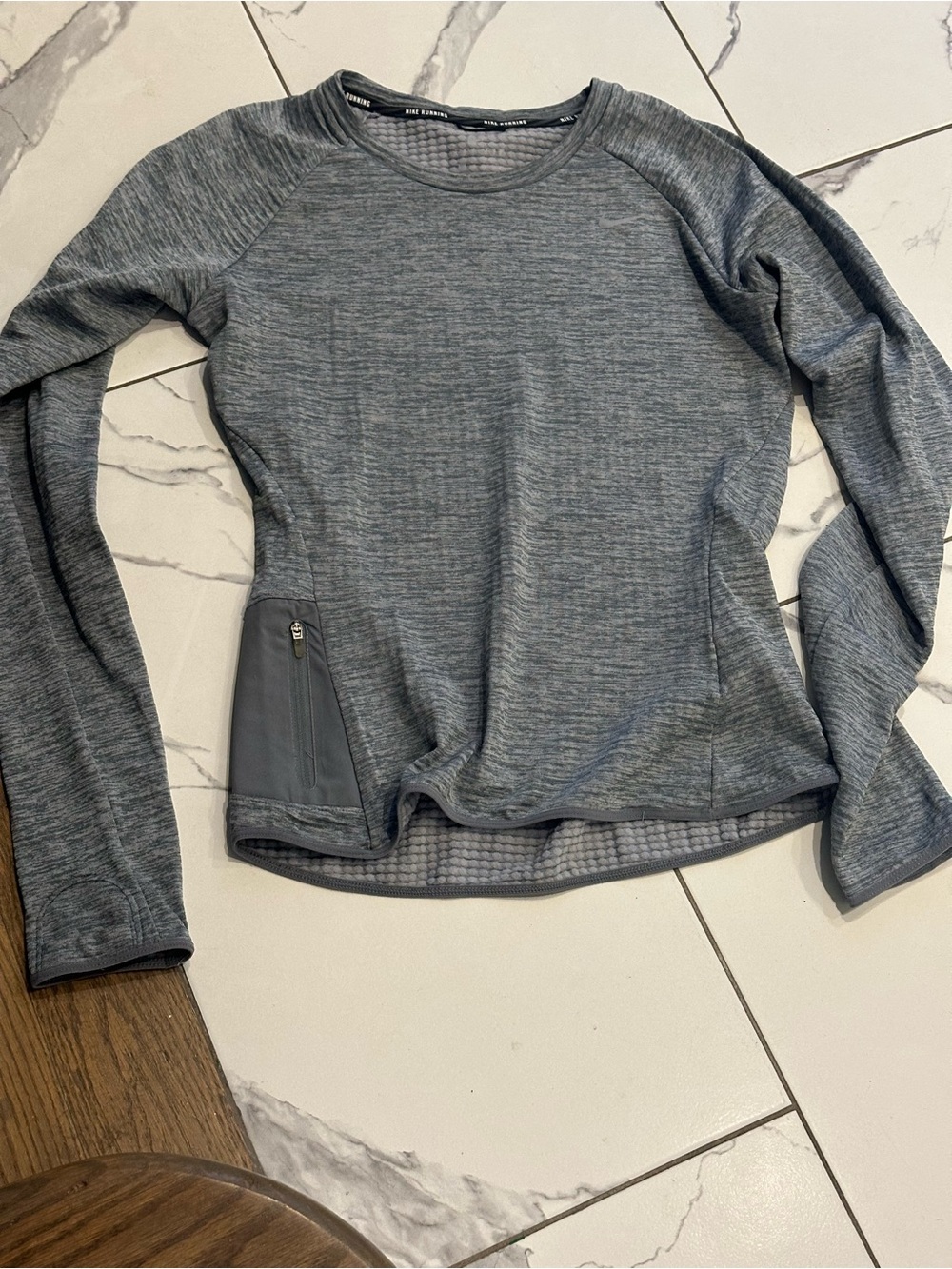 Nike Gray Heather Long-Sleeve Performance Pullover